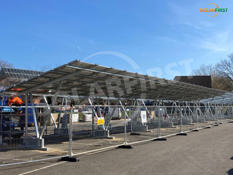 Kanopi Baja Karbon Sudbury 300KWp Tahan Air