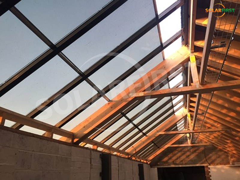 Proyek Atap Transparan Huntington BIPV