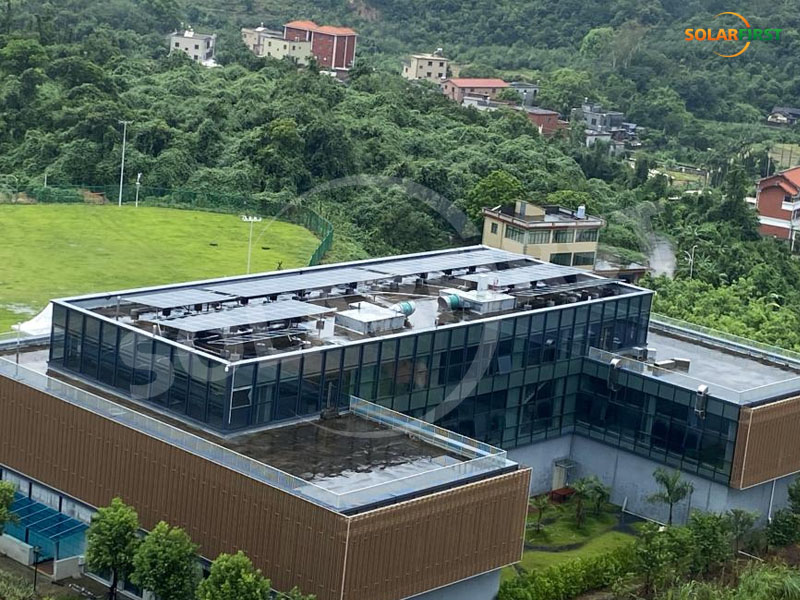 Proyek Tenaga Surya Atap SolFirsTech Tetap Bertahan Meski Dilanda Topan Doksuri