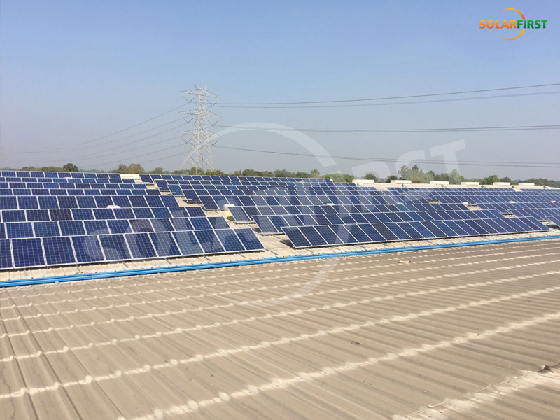 Braket atap yang dapat disesuaikan 15MW di India