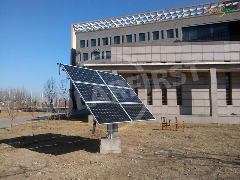 Proyek pelacakan sumbu ganda 1,8KW dari Universitas Perdagangan Tianjin